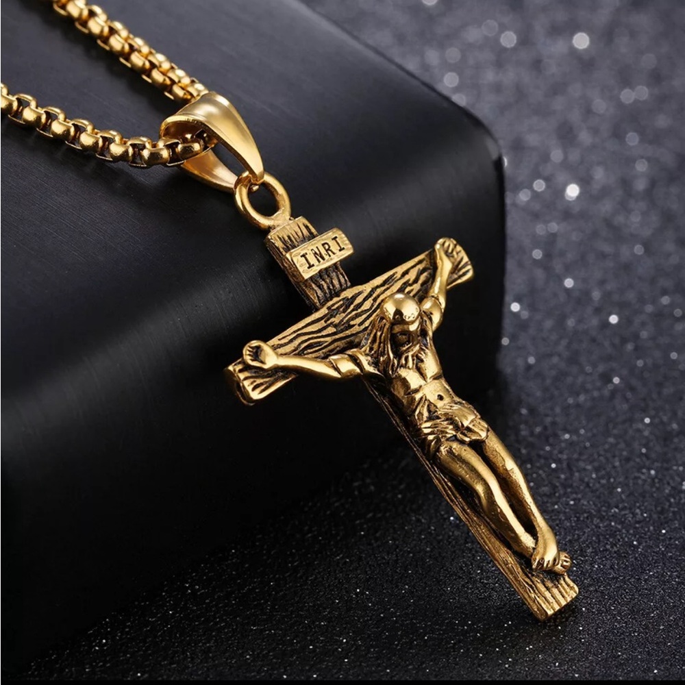 Gold Crucifix Pendant Necklace